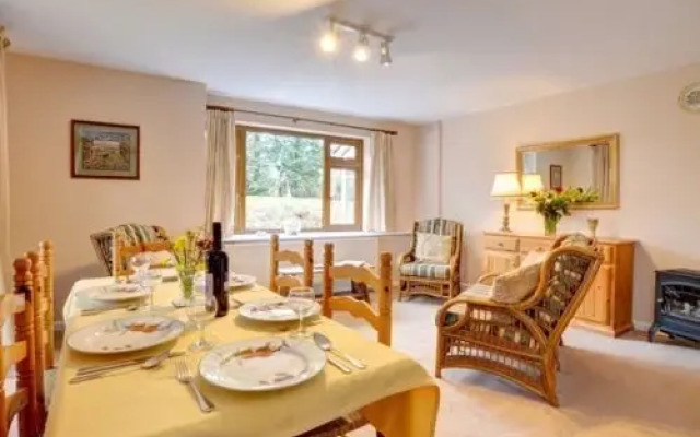 House White New Radnor
