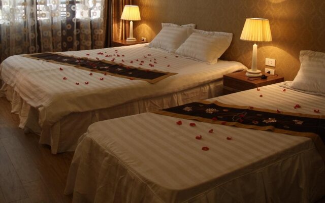 Real Hanoi Hotel