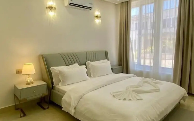 Royal Apartment