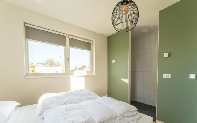 Beautiful Holiday Home in Scherpenisse With Charming Terrace