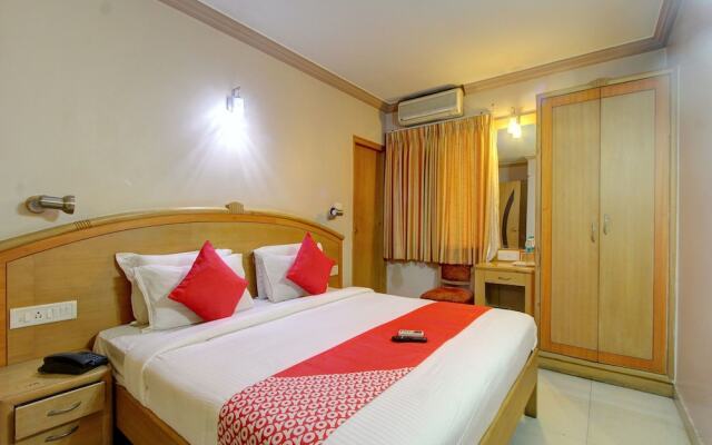 OYO 15781 Shree Adiga Residency