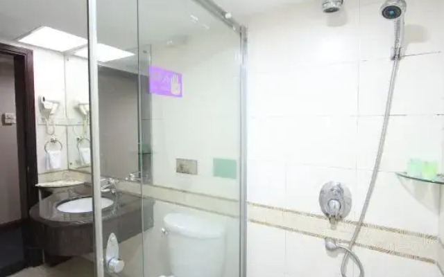Century Star Hotel