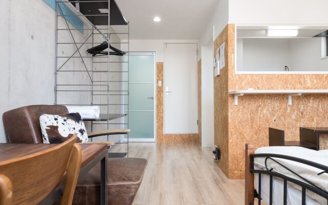 Ostay Kyoto Nijo-Jo Kawa