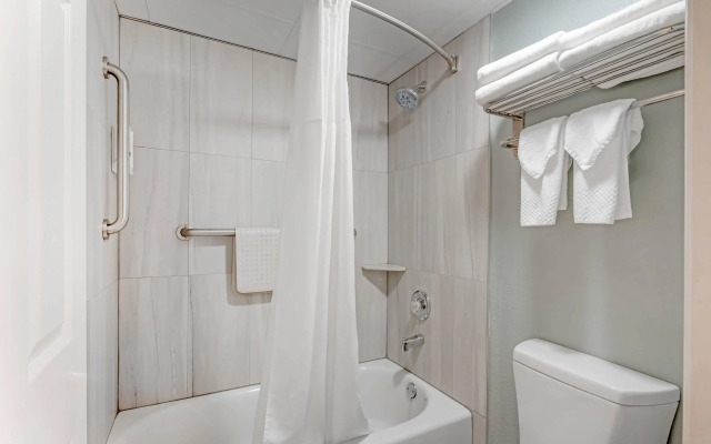 Quality Inn Bradenton North I-75