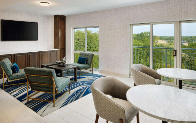 Hilton Charlotte Airport