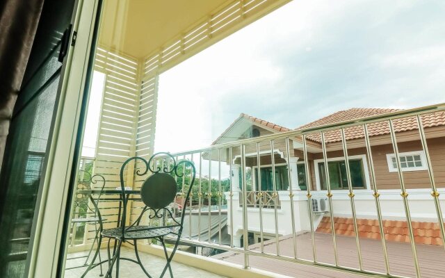 Donchai House