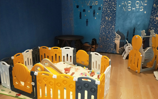 Yinju Jingde Art Hotel