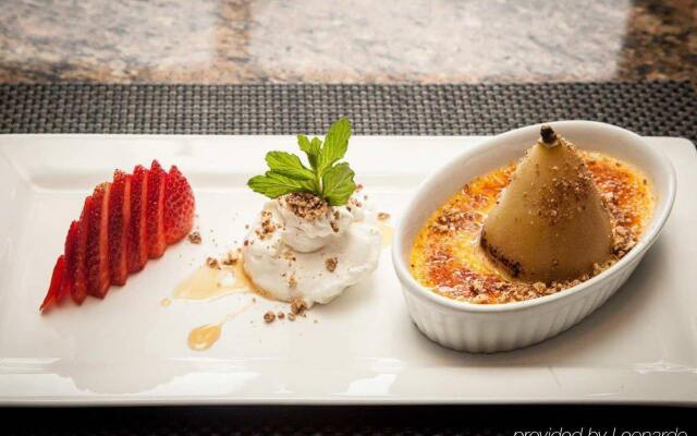 Hilton Winnipeg Airport Suites