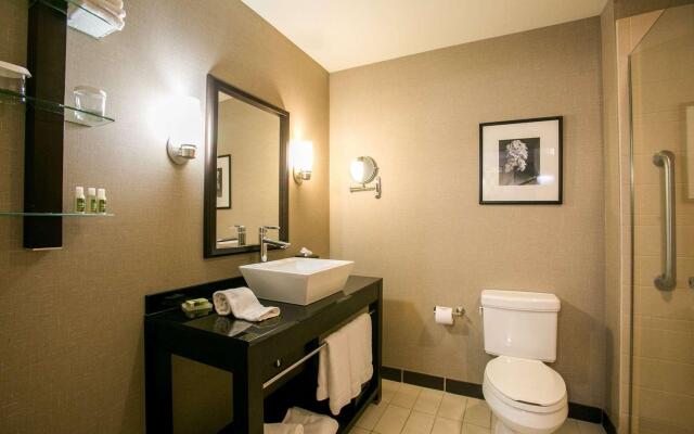 Cambria hotel & suites Indianapolis Airport