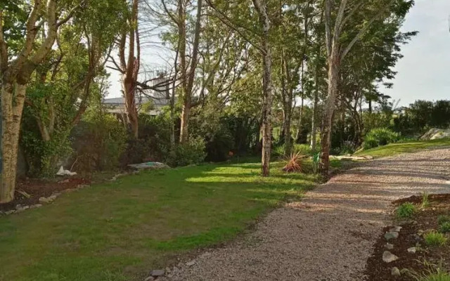 Coastal Apartment With sea Views