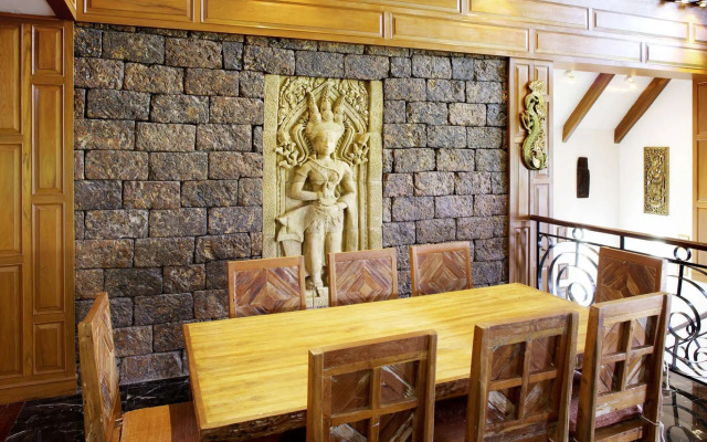 Thara Bayview Villa