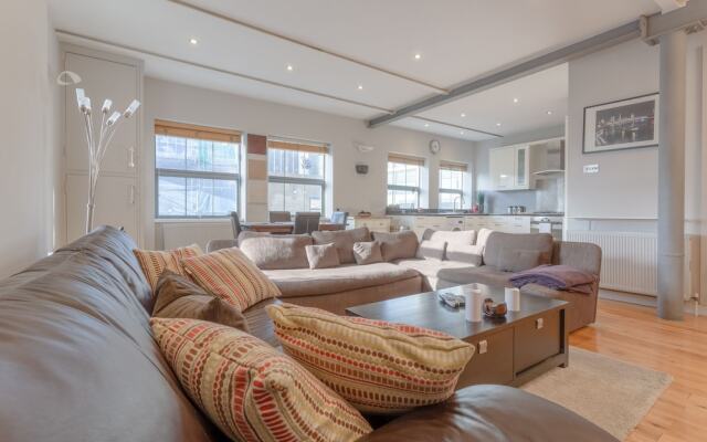 Spacious Ideal Loft in Heart of Hackney