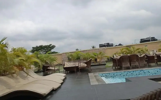 Bon Hotel Nest