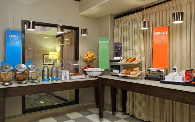Hampton Inn Austin/Airport Area South