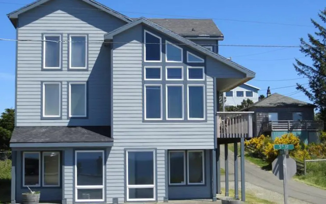 Whalers Cove