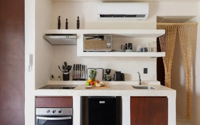 Elegant Eco-chic Condo Amongst Nature in Aldea Zama Wifi Concierge