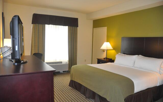 Holiday Inn Express Sarasota East - I-75, an IHG Hotel