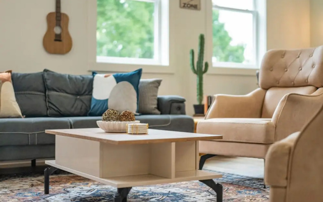 The Row on West Iris