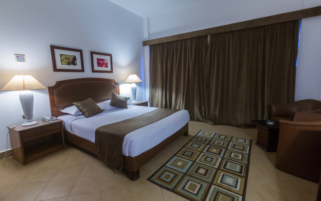 Marlin Inn Azur Resort
