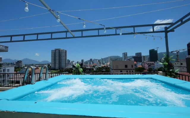 Mari Gold Hotel & Apartment