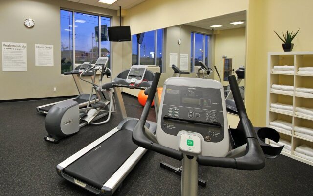 Holiday Inn Hotel & Suites Montreal Airport by IHG