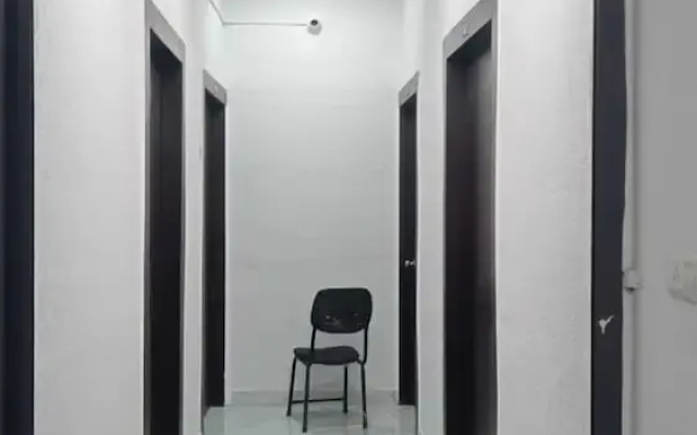 Hotel Viraj