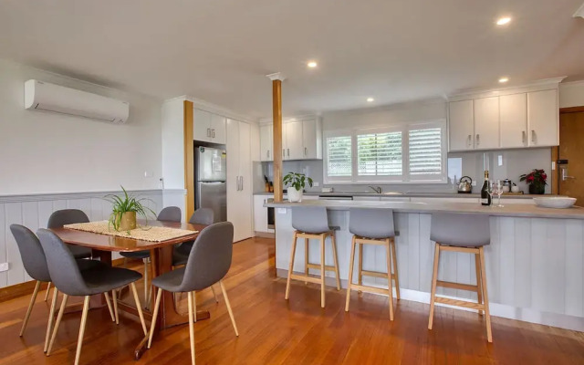 Lazy Wave Beach House