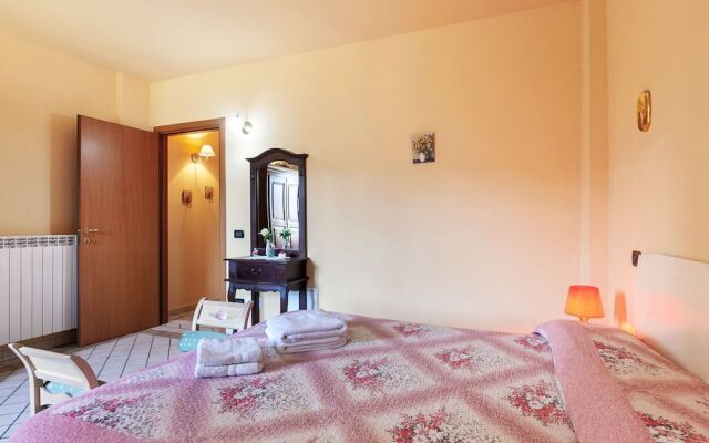 Lovely Holiday Home in Chianni With Swimming Pool