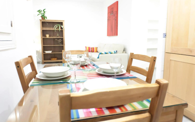 Archeros Oasis by Valcambre