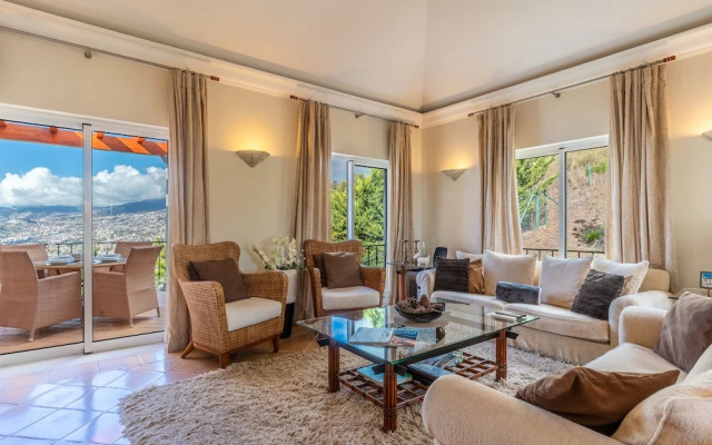 Scenic Apartment - Palheiro Village