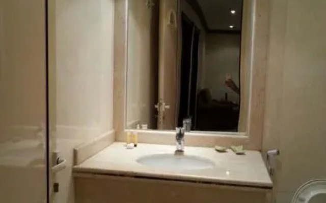 Gulf Delmon Aparthotel