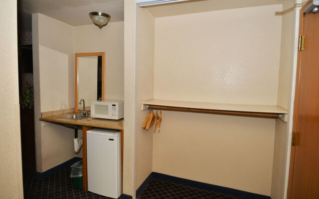 Sunrise Inn Hotel