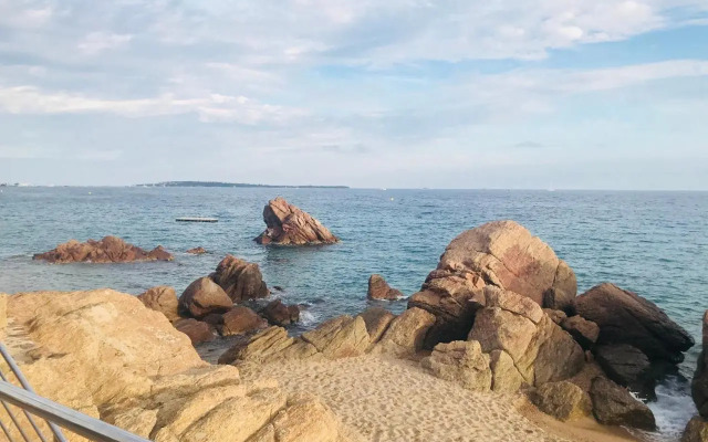 Chateau de la Mer Studio