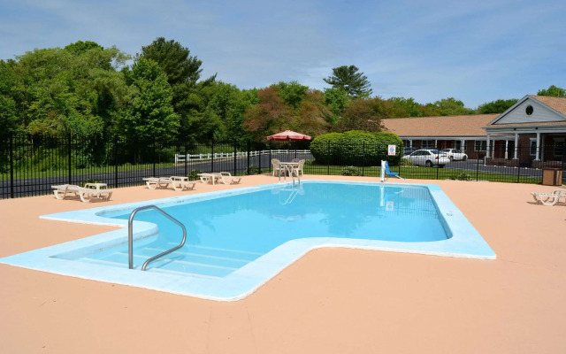 Quality Inn Raynham - Taunton