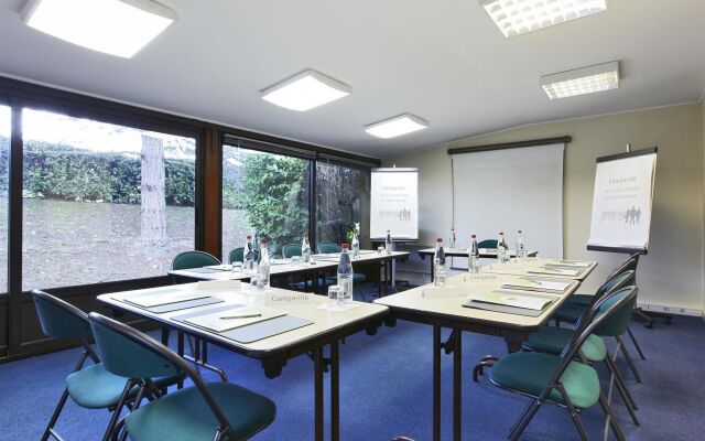 Campanile Macon Sud - Chaintre