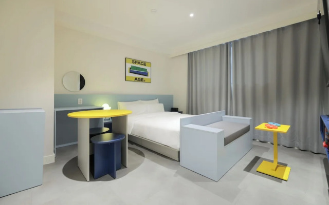 Time Terminal Hotel Daejeon 2nd by Aank