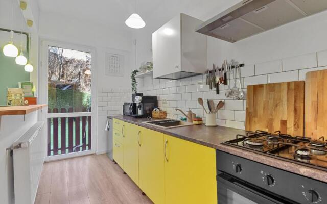 Asteri Garden & Terrace Apartment