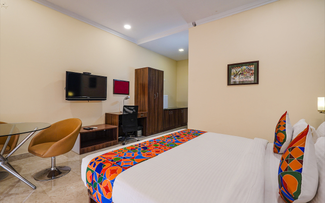 Fabhotel Chris