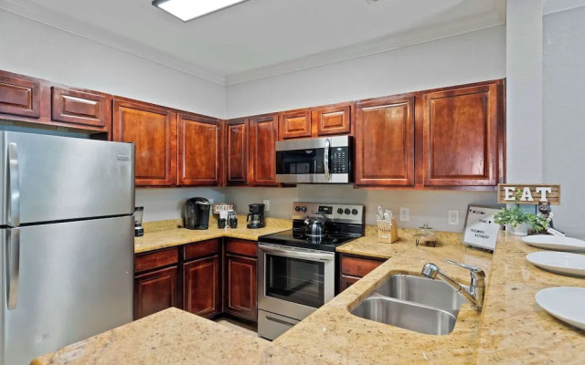 Good Times at Tuscana 2 BDR