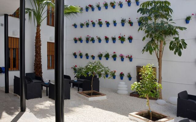 Apartamentos Casa Patio Las Palmeras