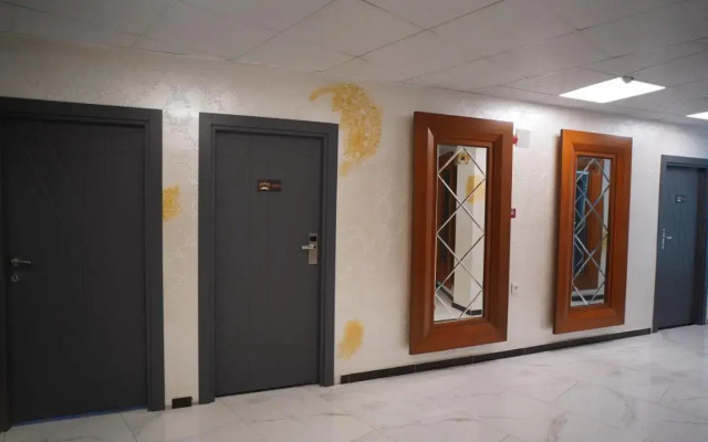 Grand Niki Hotel & Spa