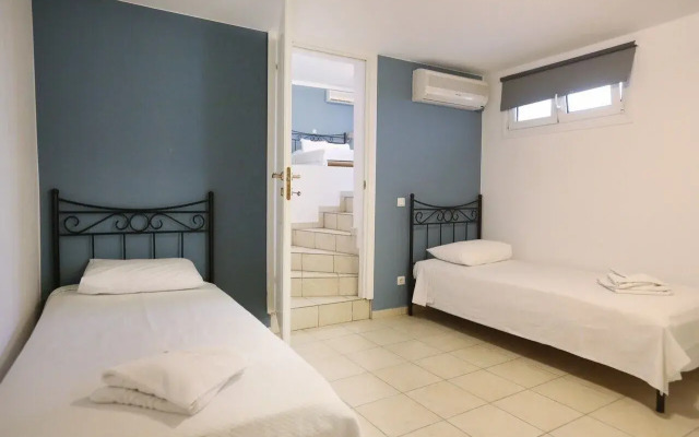Sunrise Beach Suites