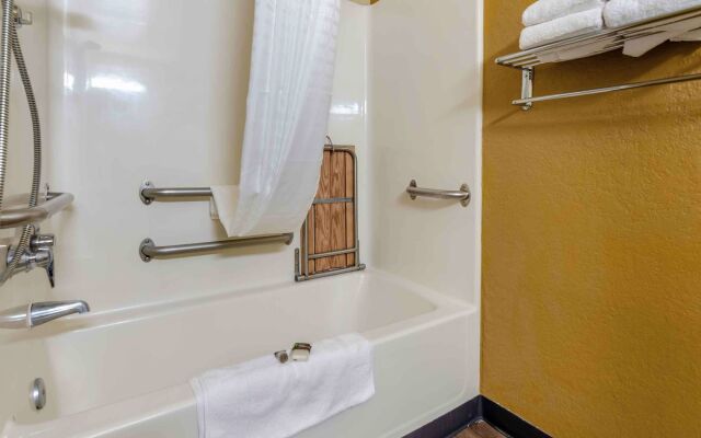 Extended Stay America Select Suites Roanoke Airport