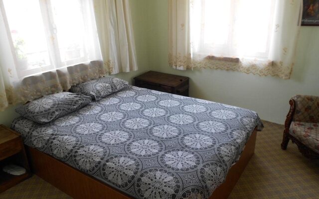 Valleypark Hotel - Hostel