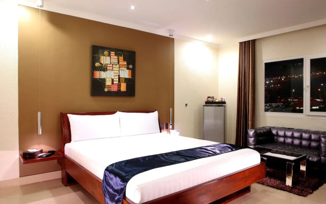 Queens Hotel