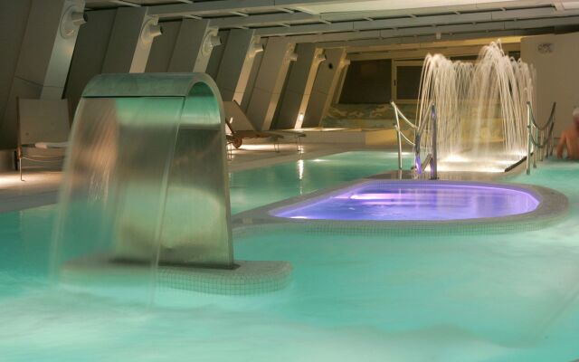 NH Collection Madrid Eurobuilding