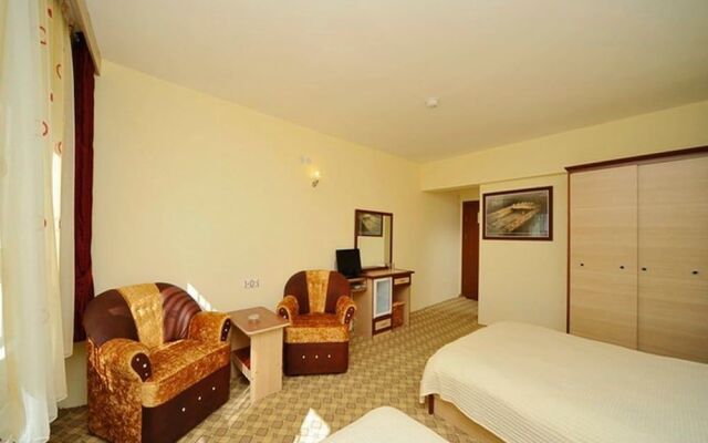 Baskent Demiralan Hotel
