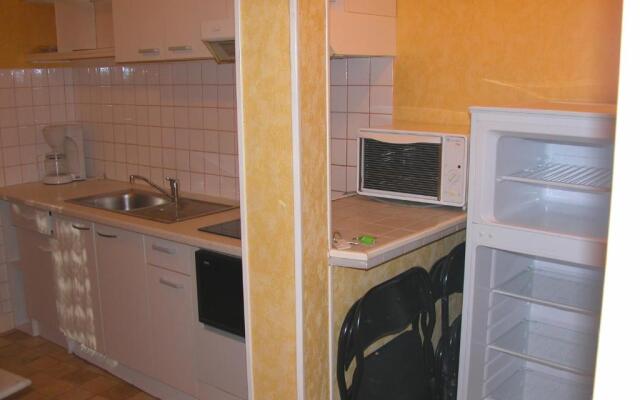 Aquanerius Residence