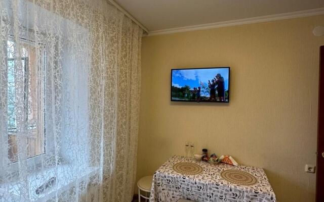 Apartments on Khoroshavina street 11