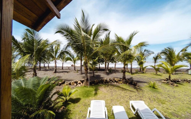 Boom Shiva Boutique Hotel & Restaurant